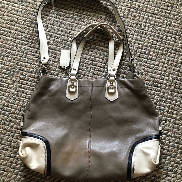 Coach Shoulder/Handbag - Picture 12 of 15